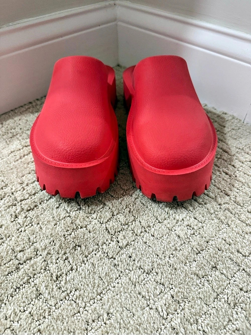 Jeffrey Campbell Red Coral Platform Clogs US 10